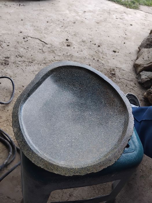 Чинии от естествен камък