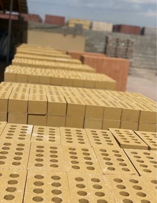 Кирпич кирпич кирпич