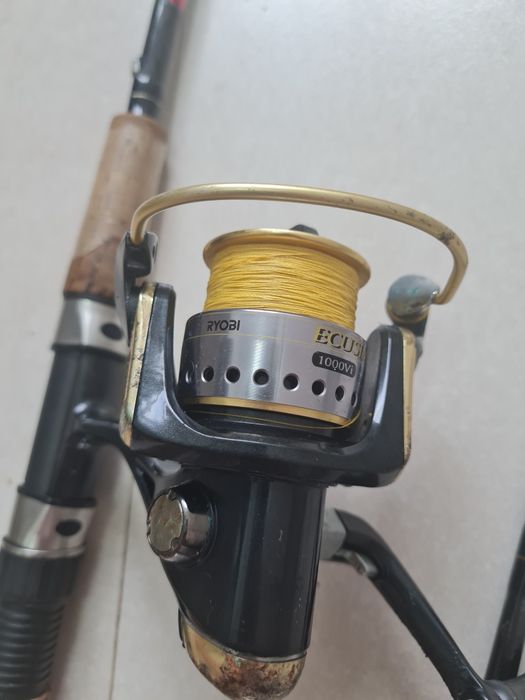 Lansetă Spinning B.F.F. Spin Tech 240 (10-25g) + Mulinetă, Huse și 3 Tamburi