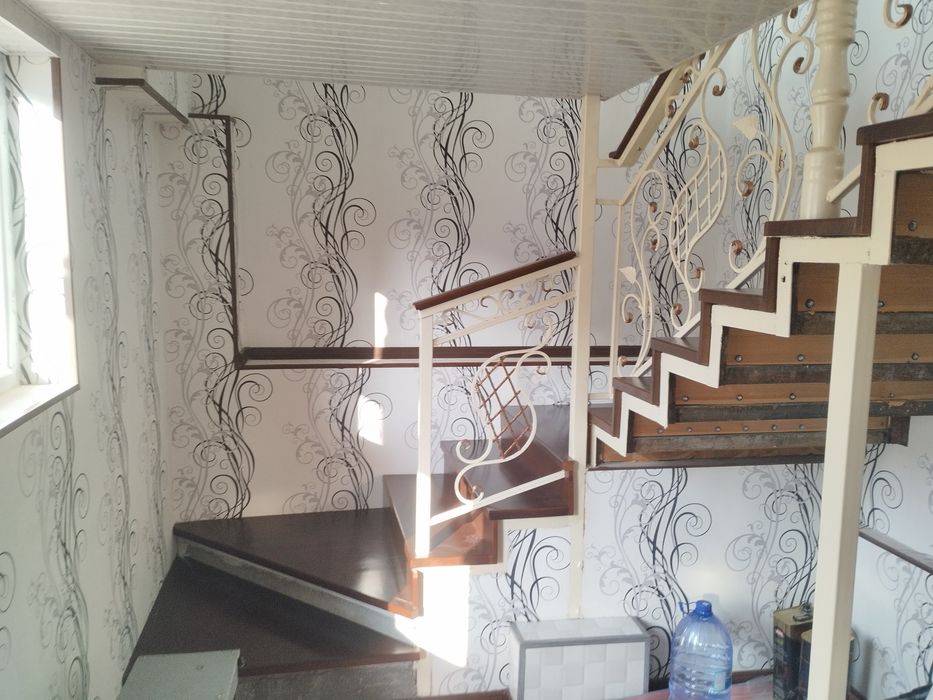 Продаются два соседних дома по 6 соток в М.Улугбекском районе