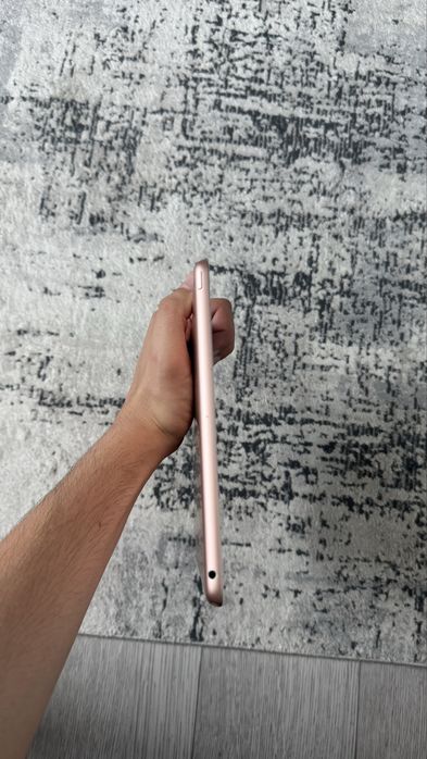 Apple iPad 6th Gen