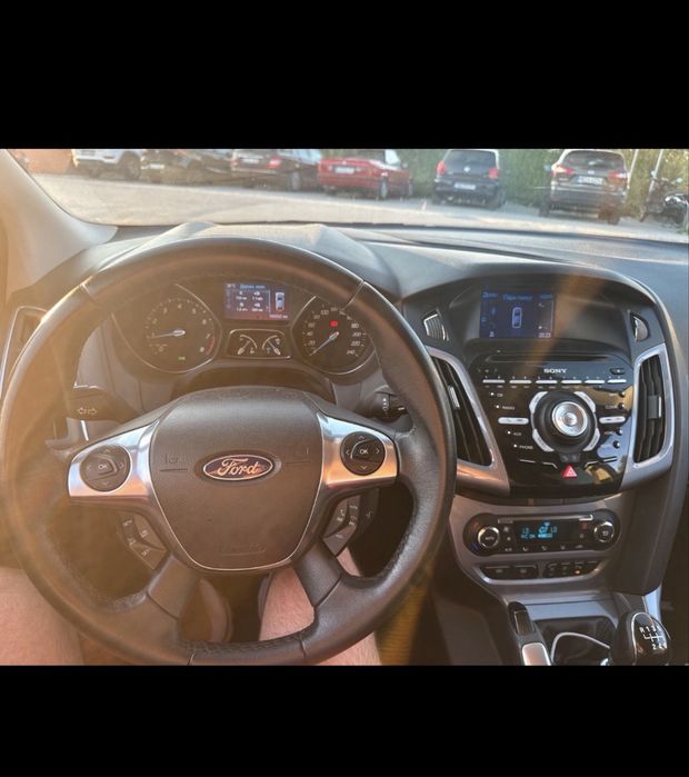 FORD Focus 2011 — imagine 4
