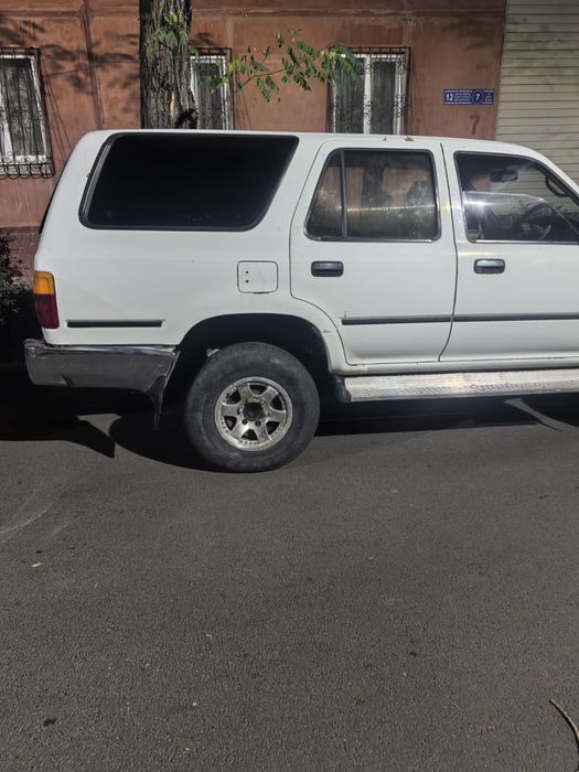 Toyota Hilux Surf