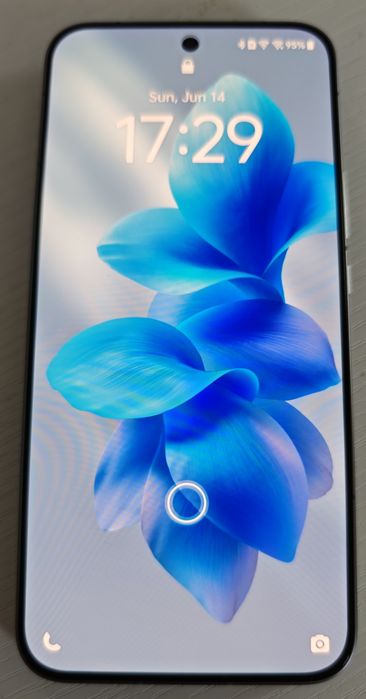 IQOO 15 - 16Gb ram + 512 Gb rom (versiune China)