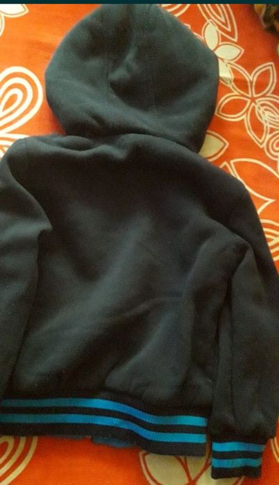 geaca  copii 4-6 ani cu 2 fete si gluga-30;lei