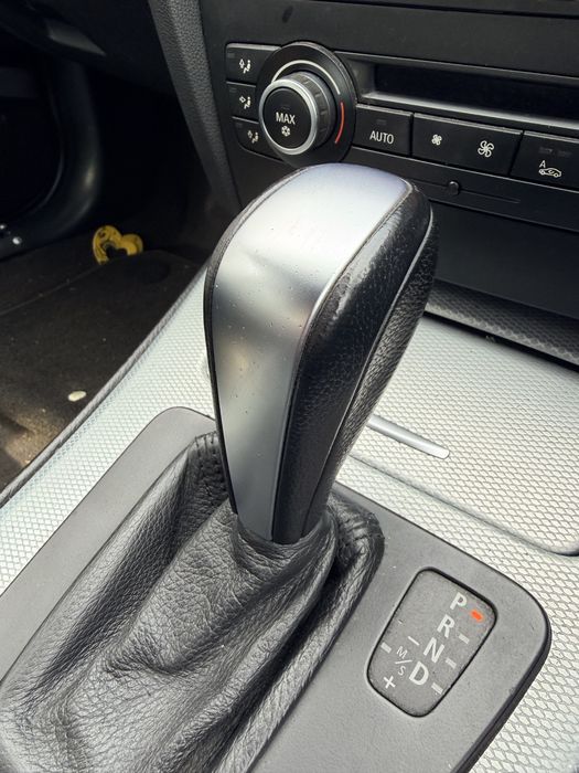 Nuca schimbator automat bmw e90 e91 e92 e93 e81 e87 e82 e88 e60 e61 e8