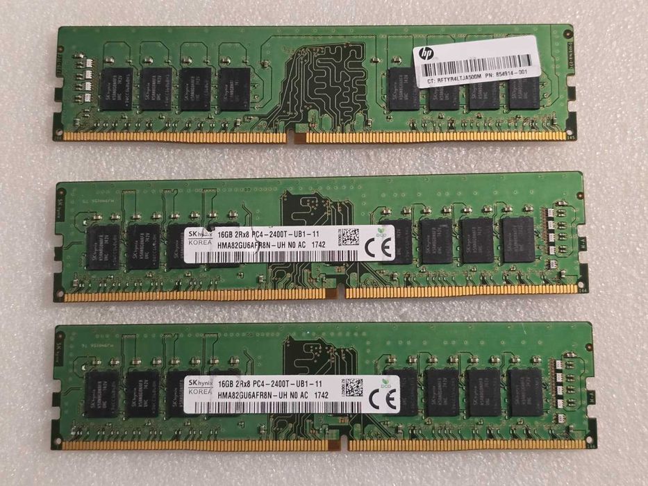 Memorie RAM desktop SK hynix 16GB DDR4 2400MHz HMA82GU6AFR8N-UH