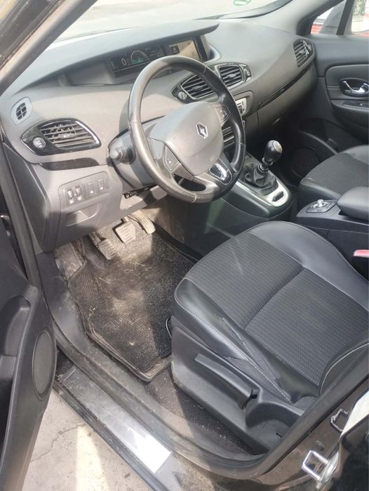 Renault Grand Scenic 3  2013
