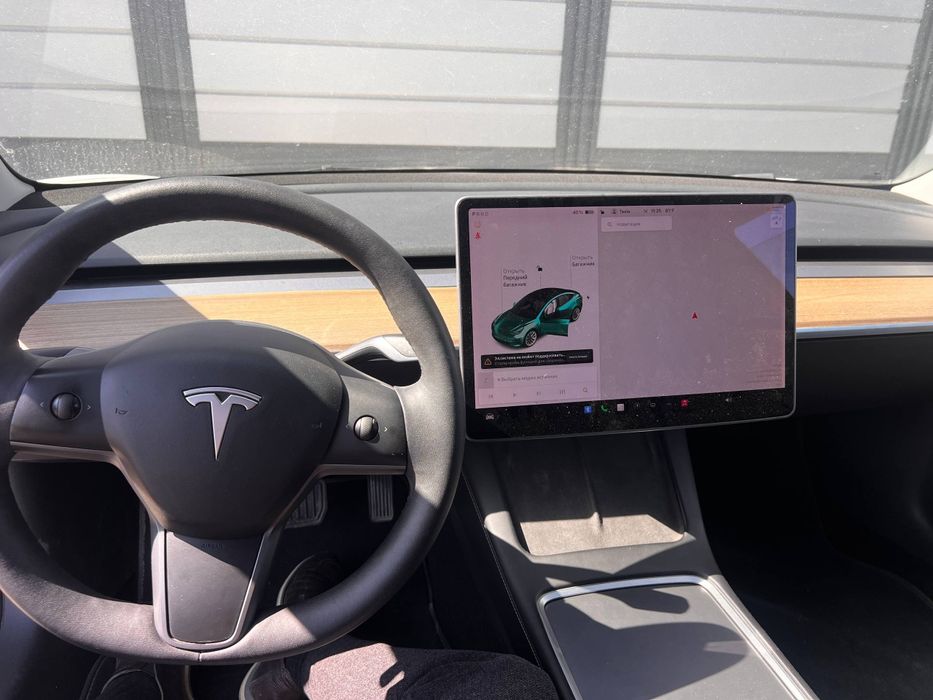 Tesla model 3 xxx