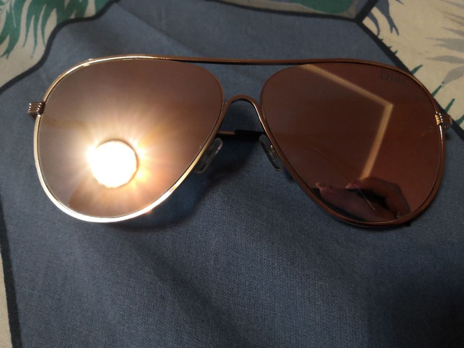 Продам солнцезащитные очки