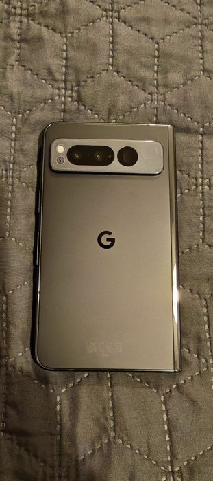 Google Pixel Fold 5G . Като нов! Гаранция.