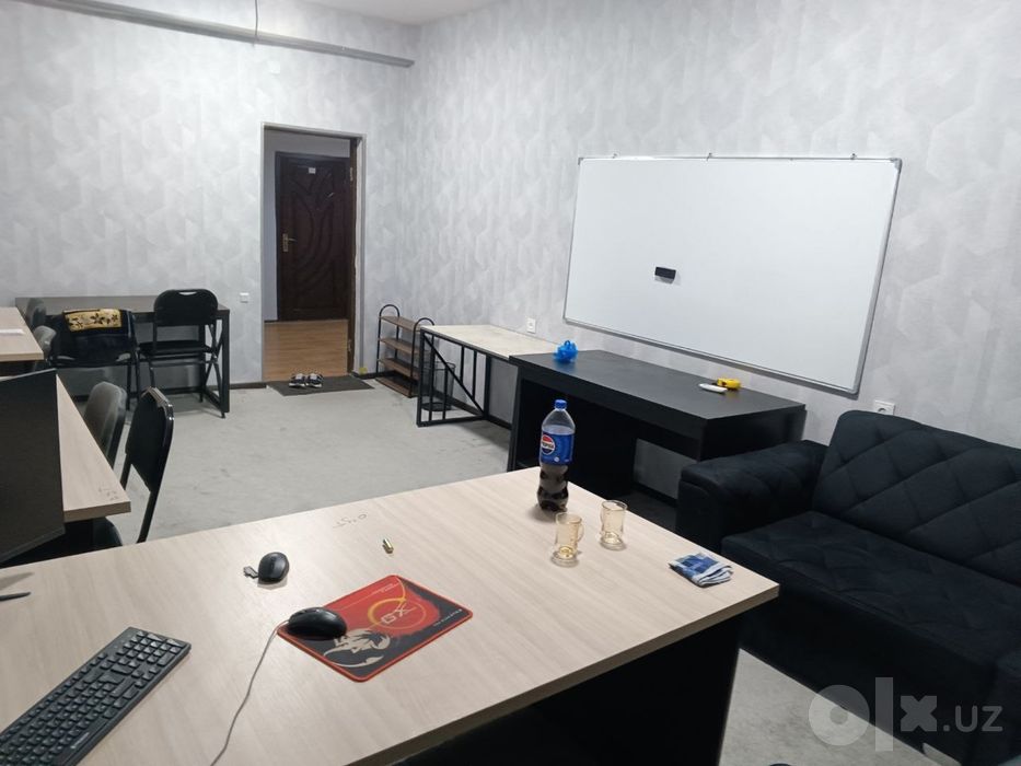 Офис готовый меблированный