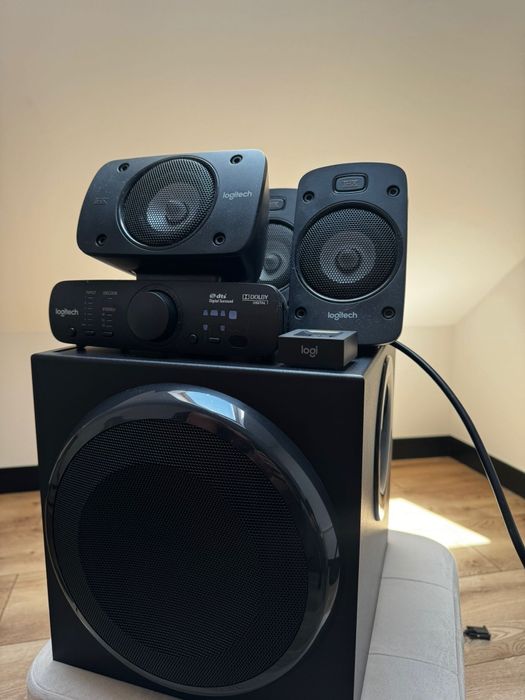 Sistem boxe Logitech Z906