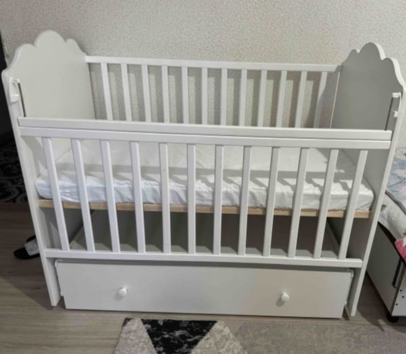 Продам манеж в отличном состоянии