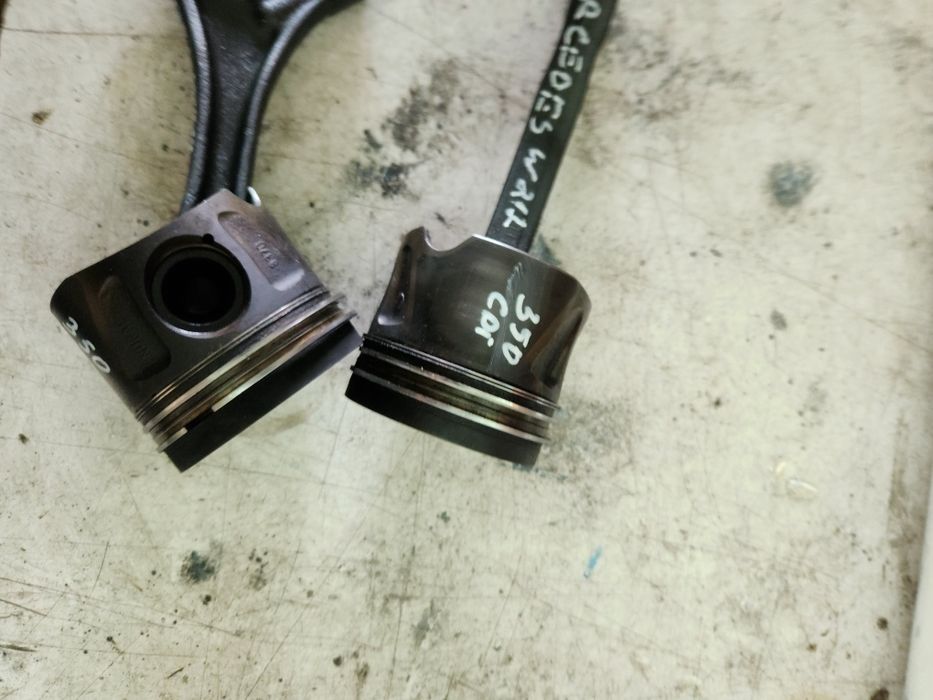 Бутала с биели за Mercedes 350cdi.