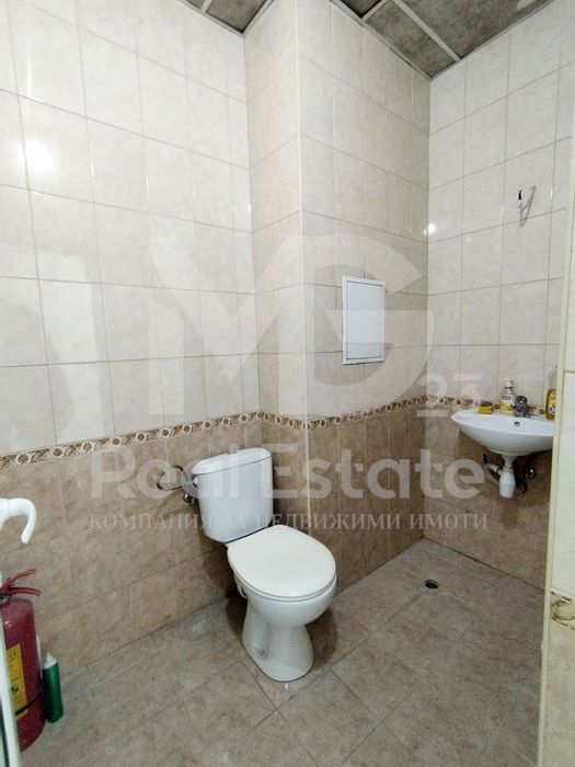 Продава се Магазин в Пловдив, Кършияка - 97 кв.м за 1475 €/кв.м - Снимка #4