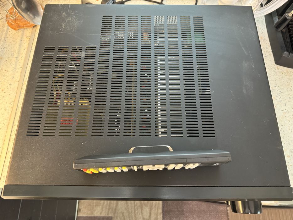 Denon AVR-1802 resiver