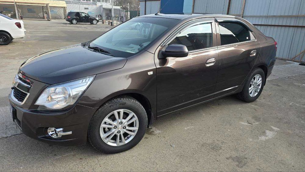 Chevrolet Kobalt sotiladi