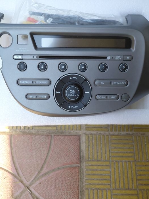 Оригинално радио за HONDA JAZZ 2009