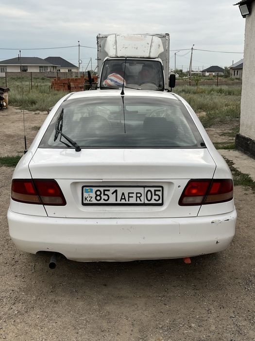 Mitsubishi Galant