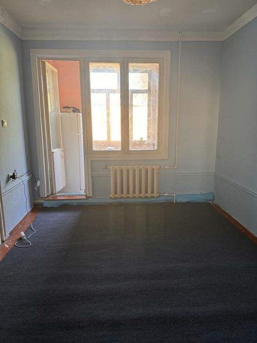 Sheriklikka kvartira akuratni bollarga