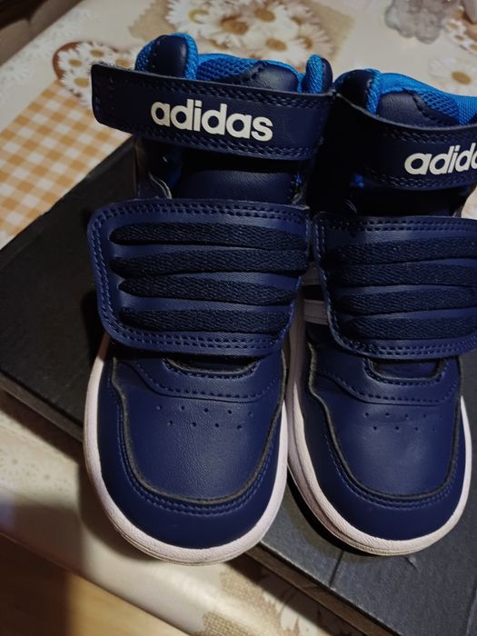 Маратонки Adidas, # 25