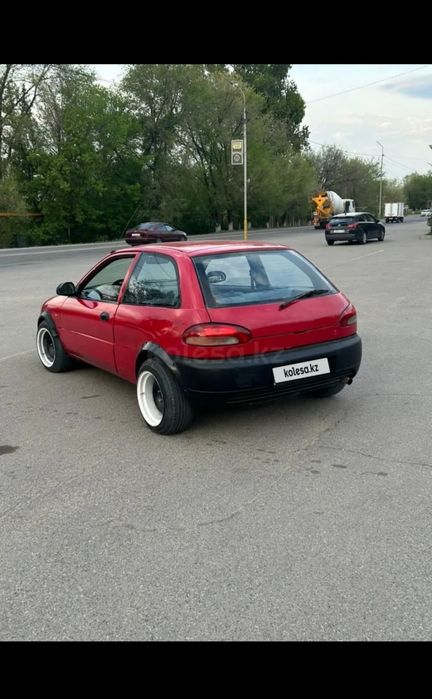 Митсубиси кольт 1992 года