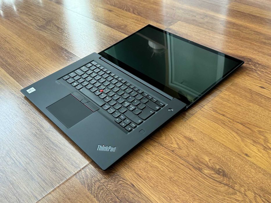15.6' 4K OLED Touch i7-10850H Lenovo ThinkPad X1 Extreme Gen 3 32GB DDR4/512GB NVMe/GTX 1650 Ti
