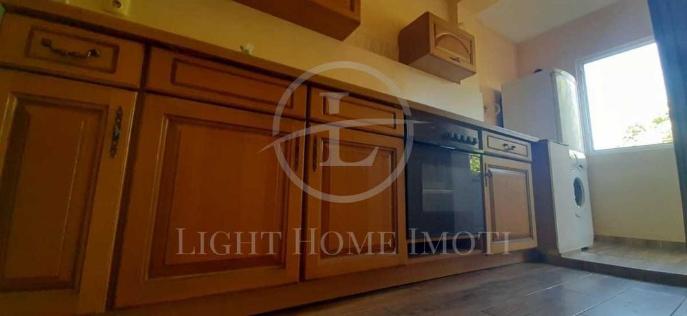 Продава се Тристаен апартамент в Пловдив, Каменица 1 - 112 кв.м за 1536 €/кв.м - Снимка #2