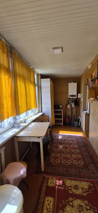 3-х комнатная, 3 этаж, 4 этажный, панельный дом, Шарк 1, возле Кук Сар