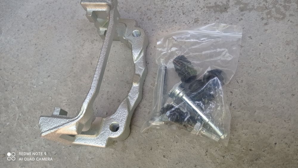 Соляска суппорта Форд транзит