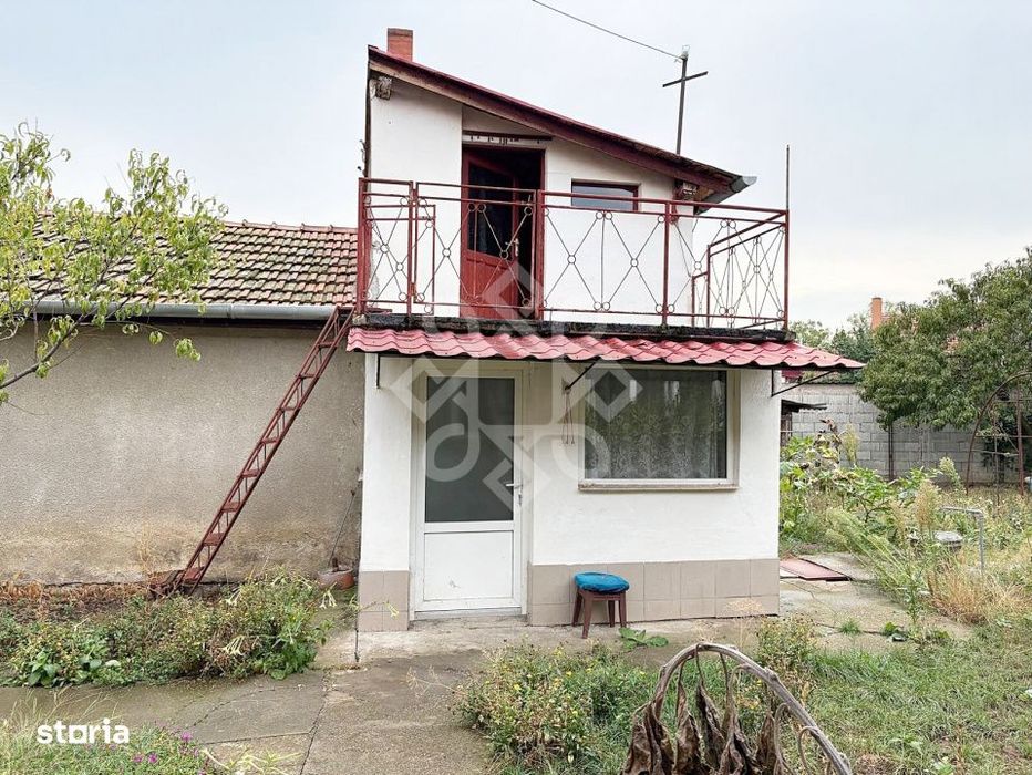 Casa si spatiu de productie in Iosia, teren 839 mp