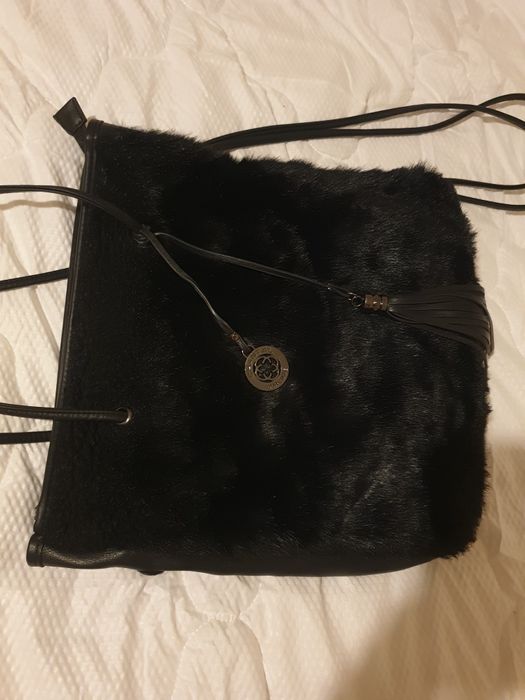 Дамски чанти!Сред тях има и естествена кожа!