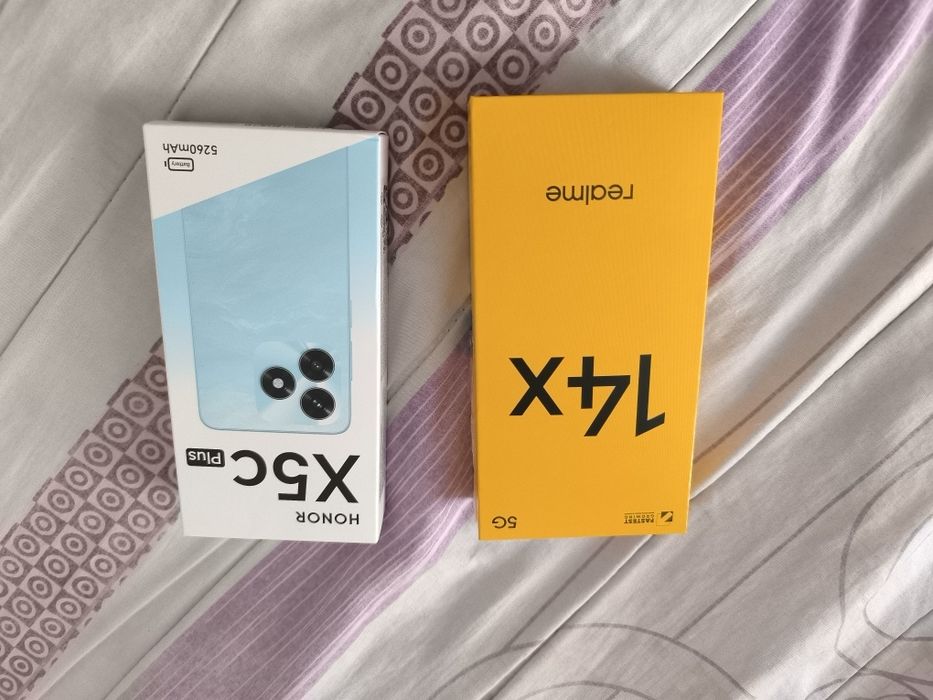 Realme 14x и  honor x5c