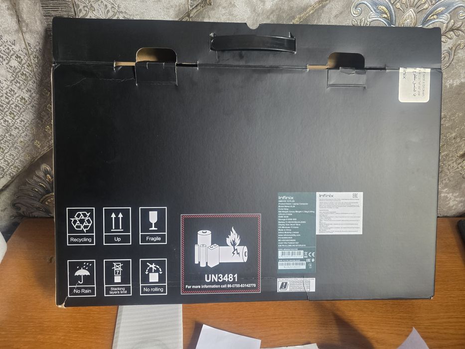 Infinix нотбук.         .