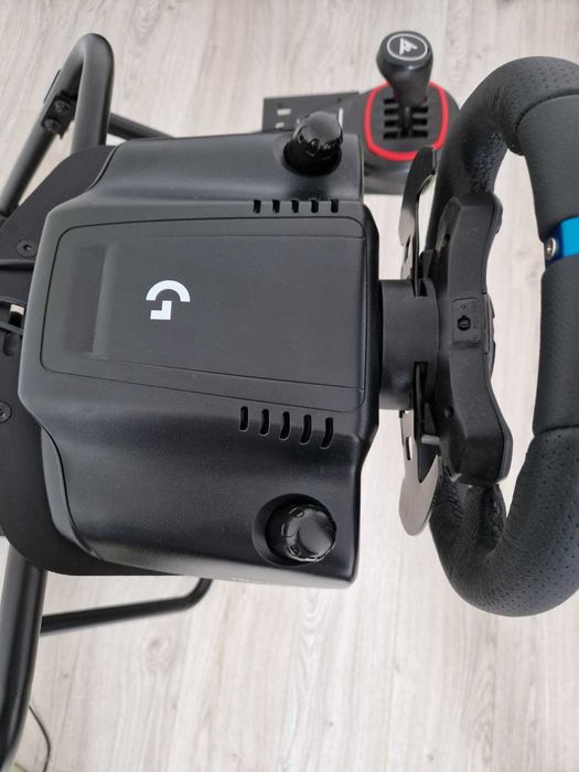 Volan Logitech G923 Trueforce pentru PS5, PS4, PC + Schimbator