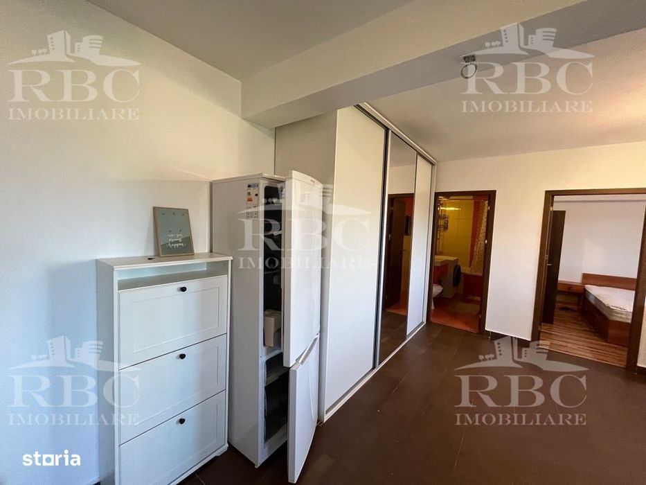 Apartament 3 camere cu balcon Valea Garboului