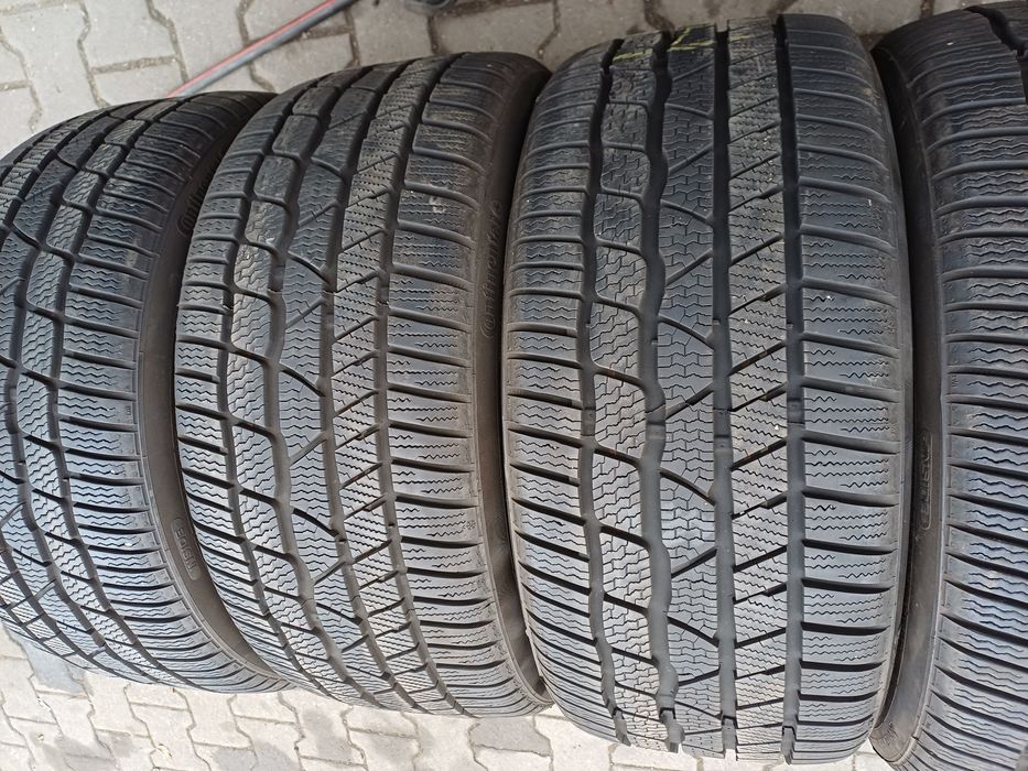 Гуми 255/35/19 Континентал