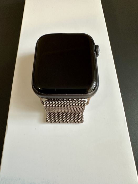 Apple Watch 4, Space Gray, 44mm