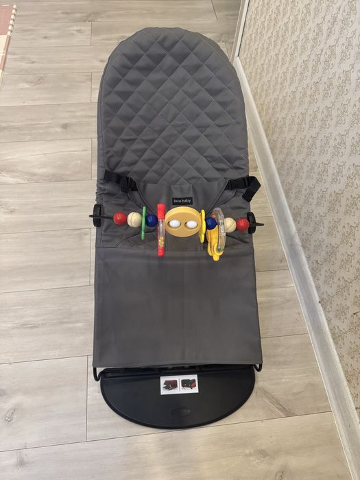 Шезлонг детский б/у