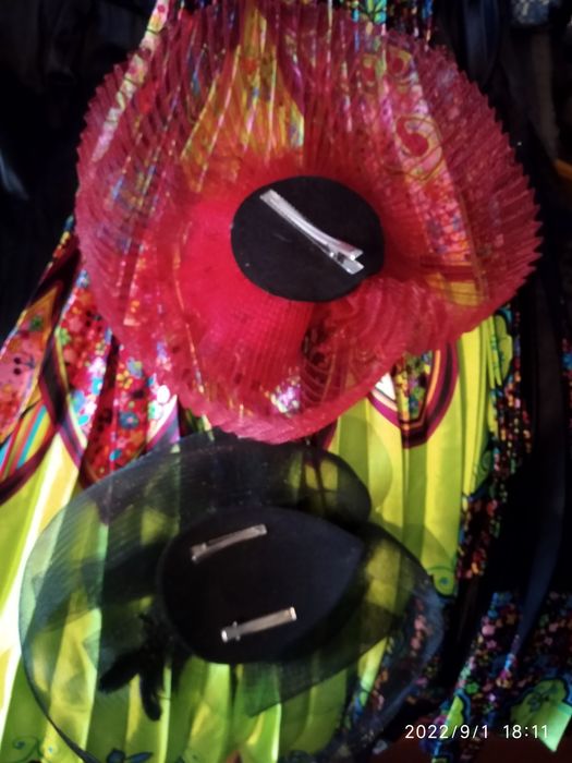 Шляпки заколки новые