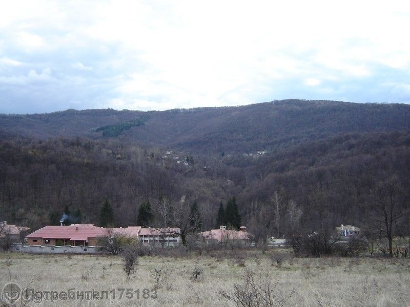 Продава се Парцел в Габрово, Център - 5200 кв.м за 10 €/кв.м - Снимка #3