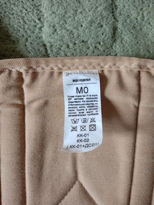 Продам корсет с металлическими вставками