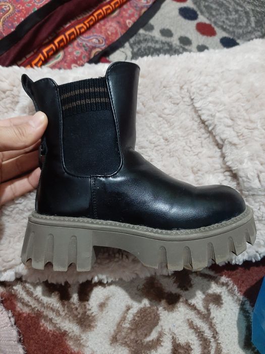 Сапоги для девочки. Носила своя дочь.