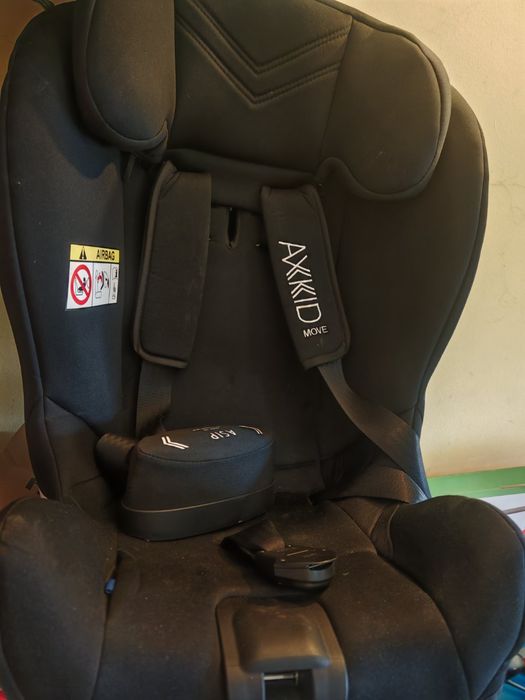 Продавам детско столче за кола AXKID MOVE