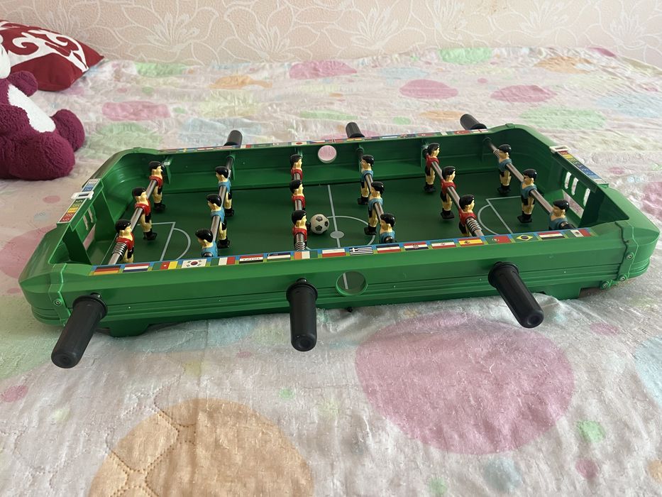 Игрушка футболная команда