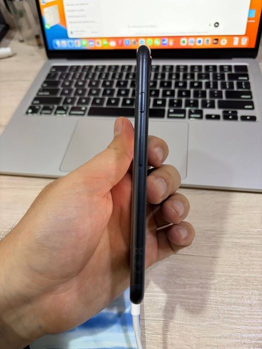 Iphone SE 2022 (Б/У) использовал 2 месяца