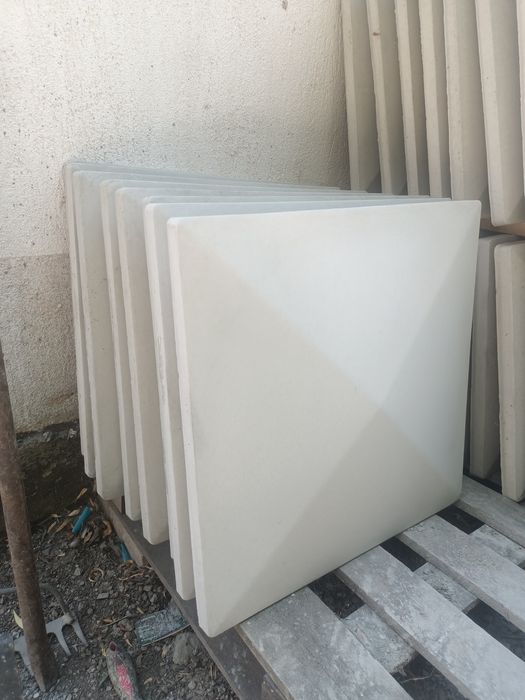 Coame gard .capace stâlpi gard