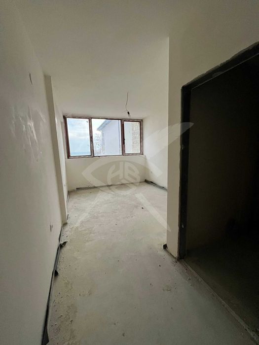 Продава се Къща в Варна, м-т Св. Никола - 205 кв.м за 1600 €/кв.м - Снимка #11