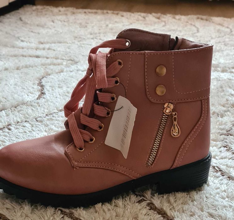 Демисезонные ботинки